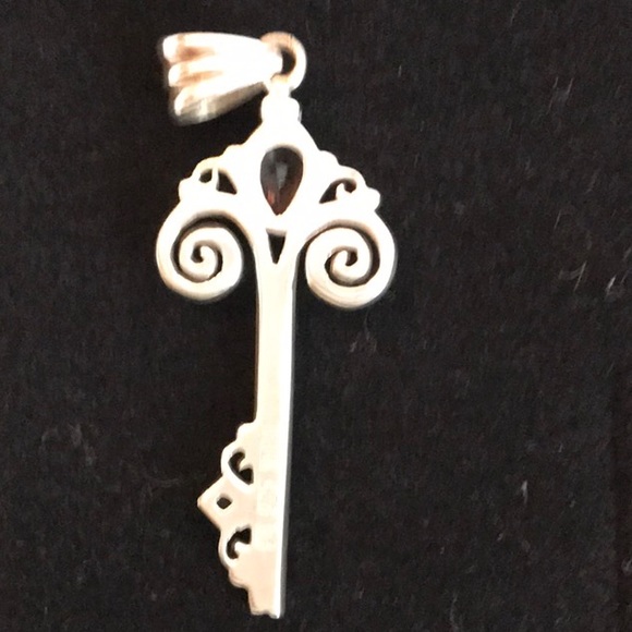 SOLD WITH $25 COUPON - Picture 5 of 6